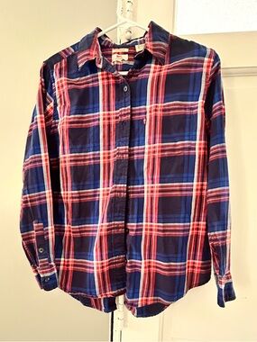 Women’s Levi's Red and Blue Plaid Long-Sleeve Button-Up Shirt